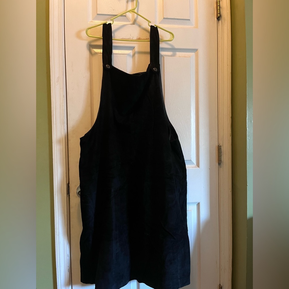 Ladies black leather jumper dress size 26/28